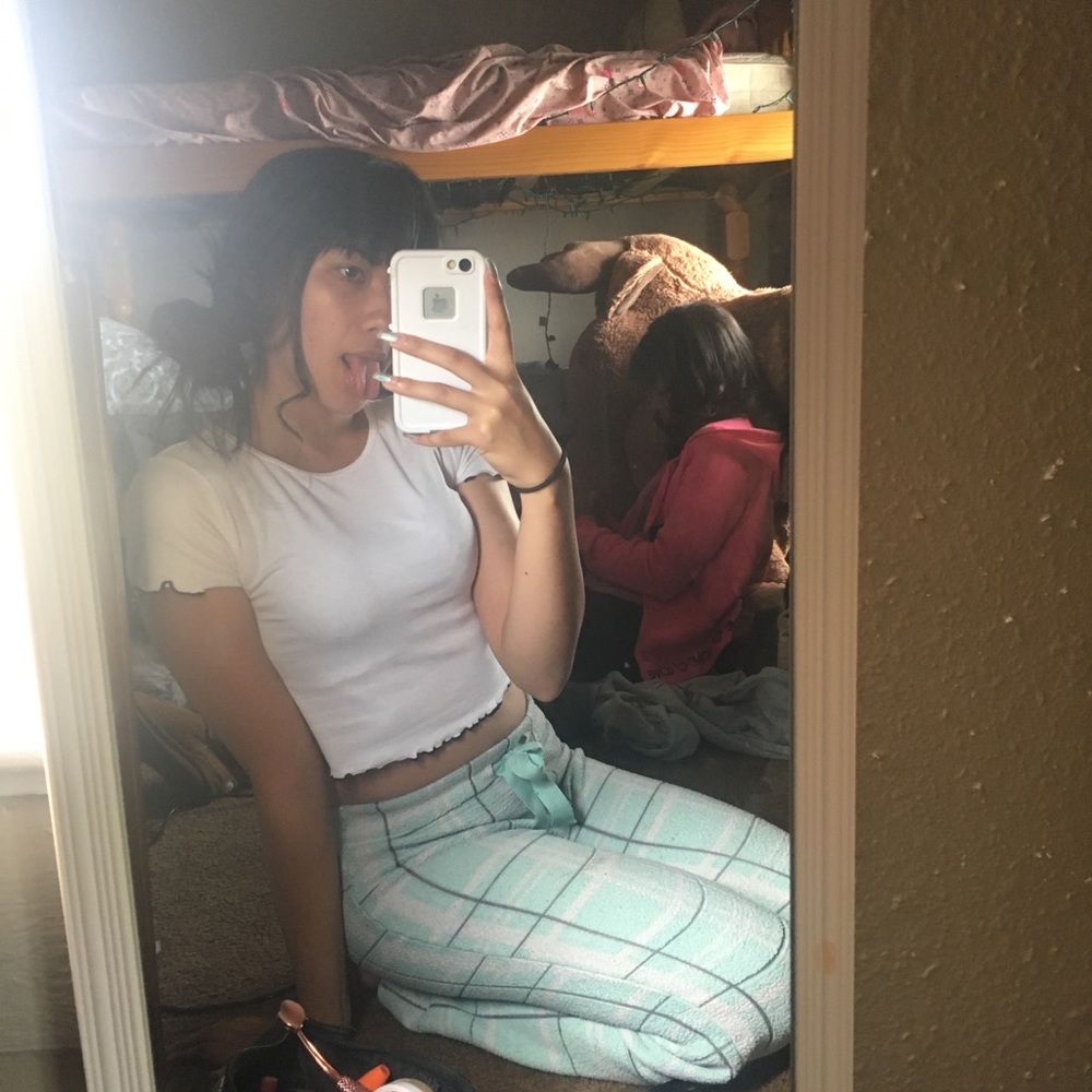 CropTop - Picture 4 of 6